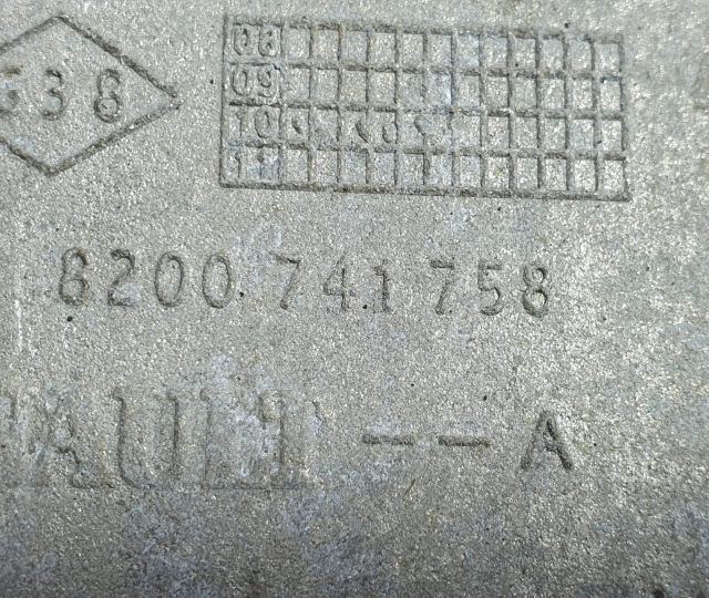 Suport motor 8200741756 2.0 dci M9R814 Opel Vivaro A (facelift) seria