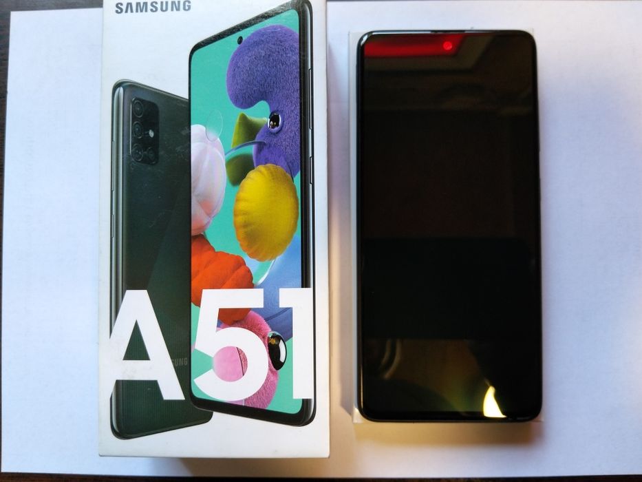 Продам смартфон Самсунг А51 4/64,