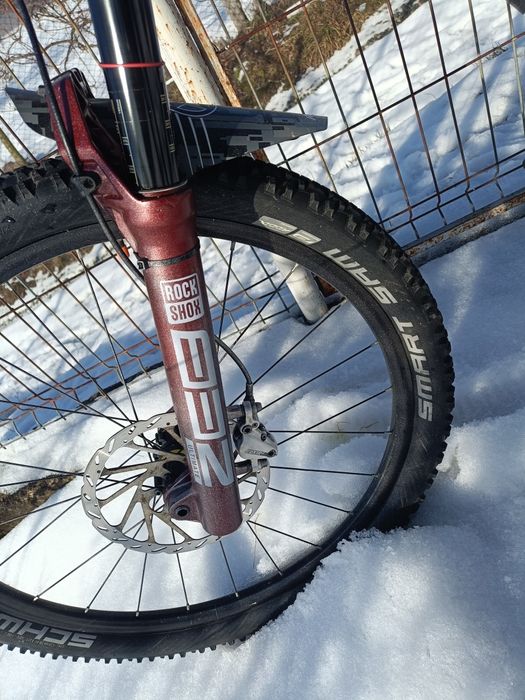 Vând bicicleta Canyon strive es7 2012