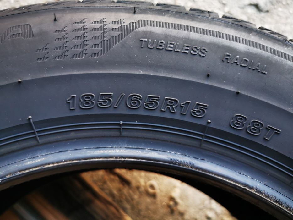 4 броя 185/65 /15 Bridgestone Turanza Flow дот:1222
