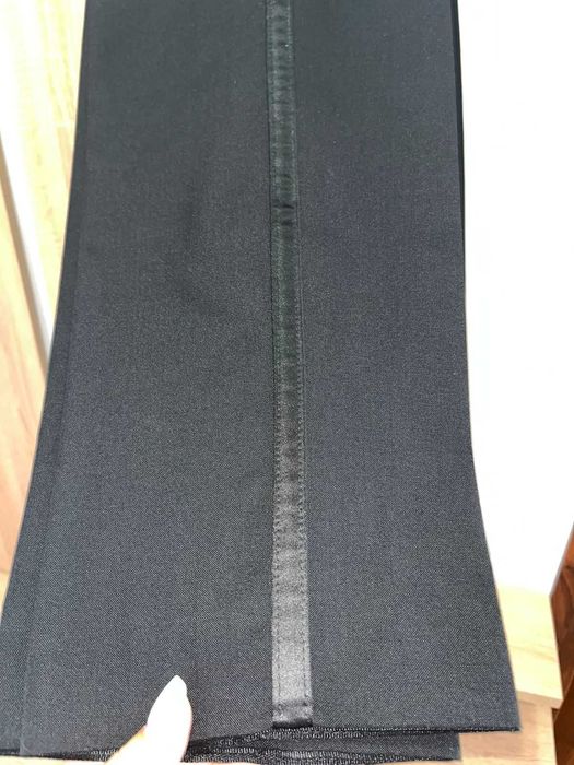 Pantaloni eleganti barbati nou