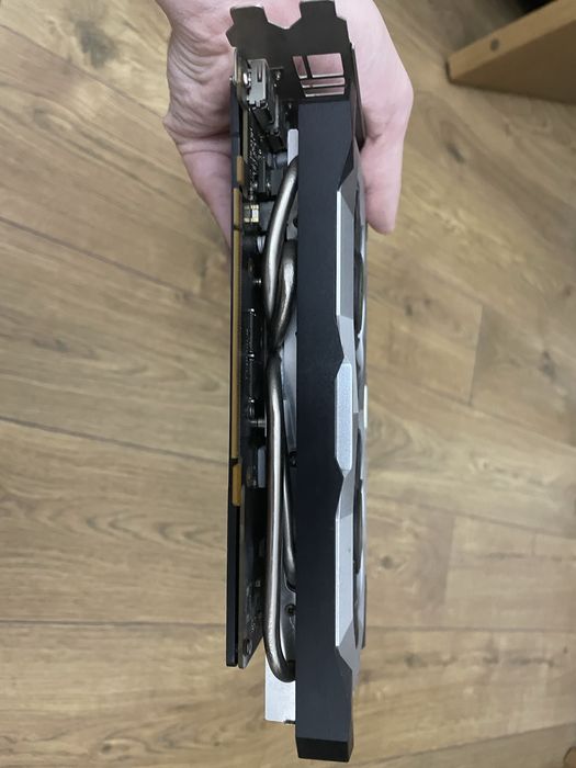 Продам видеокарту 2060 super