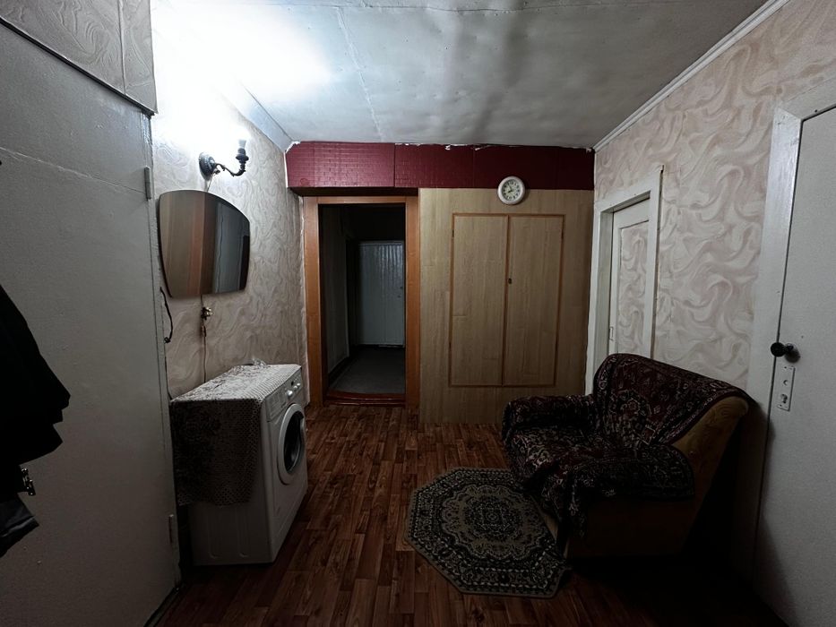 Продам квартиру в трехквартирном доме