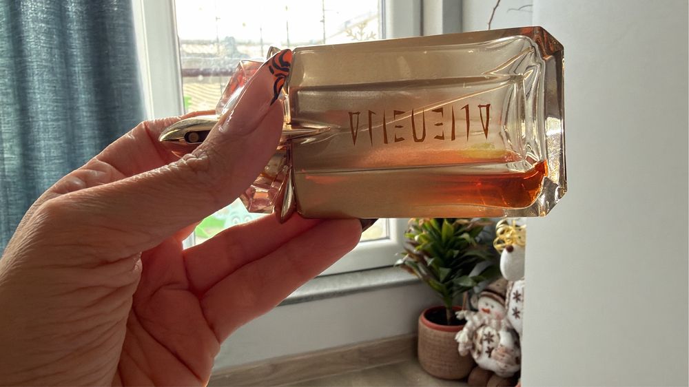 Оригинални дамски парфюми