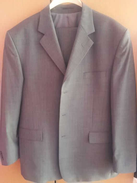 Мъжки костюм, размер 52