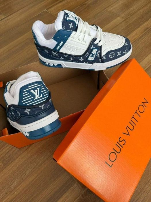 Adidași Lv albastru