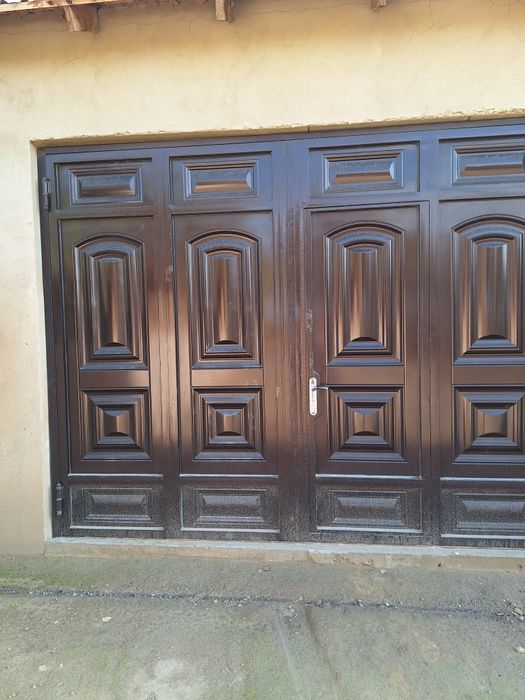 Уй сотилади аэропортда