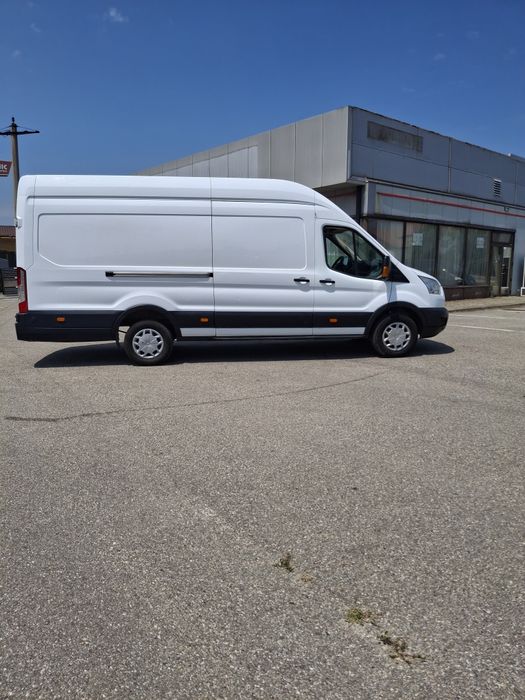 Vând Ford Transit,an 2018