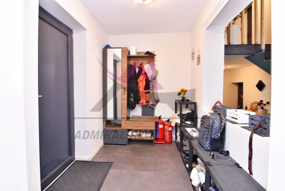 Самостоятелна къща - село Бенковски