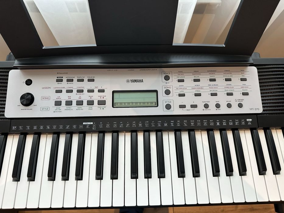 Пиано Yamaha YPT-270