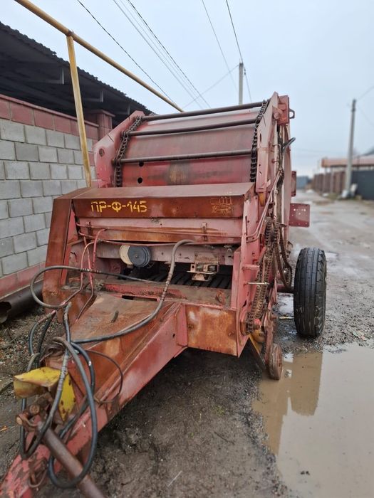 Рулонный пресс подборщик