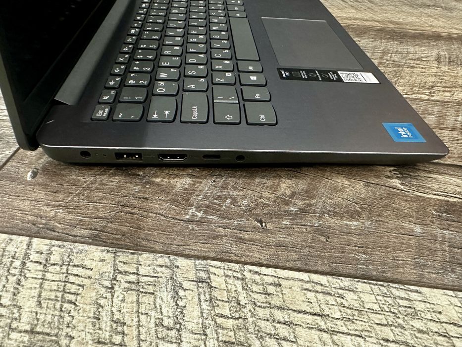 Лаптоп Lenovo IdeaPad3