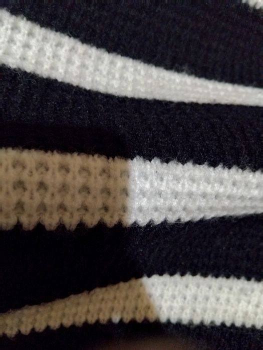 Свитера женские  тёплые  цена 60 т.и 120т.