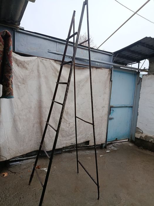 Лестница металлическая стремянка