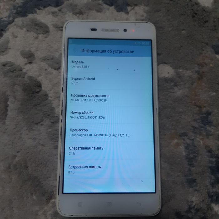 Продаю на запчасти планшет и телефоны