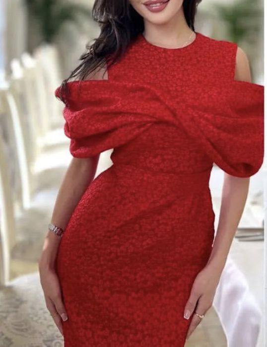 Шикарное платье с бантом