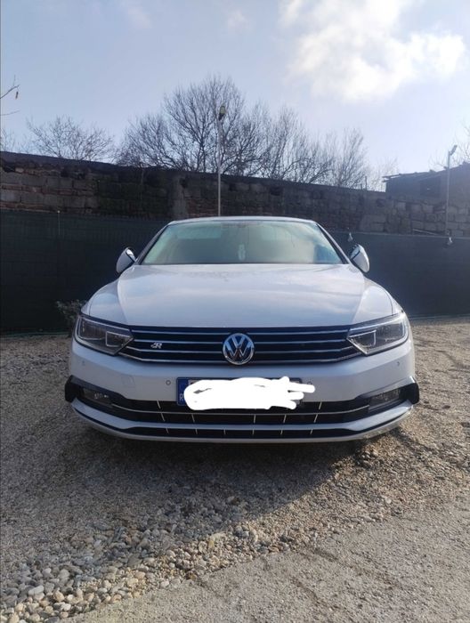 Faruri stânga-dreapta Passat B8