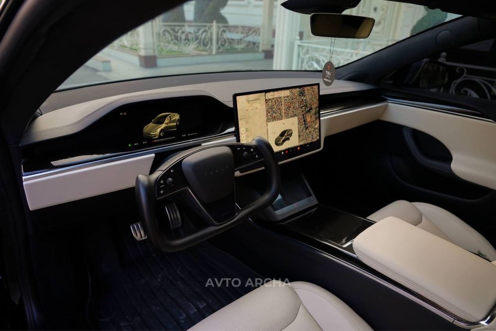 Tesla model S dual motors