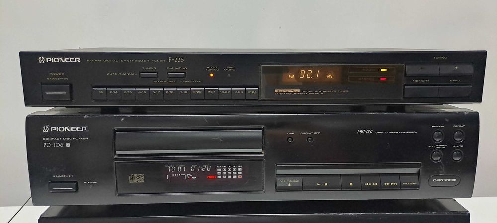 Amplificator Pioneer A-204R + CD PD-106 + F-225 Japan Linie 3 comp