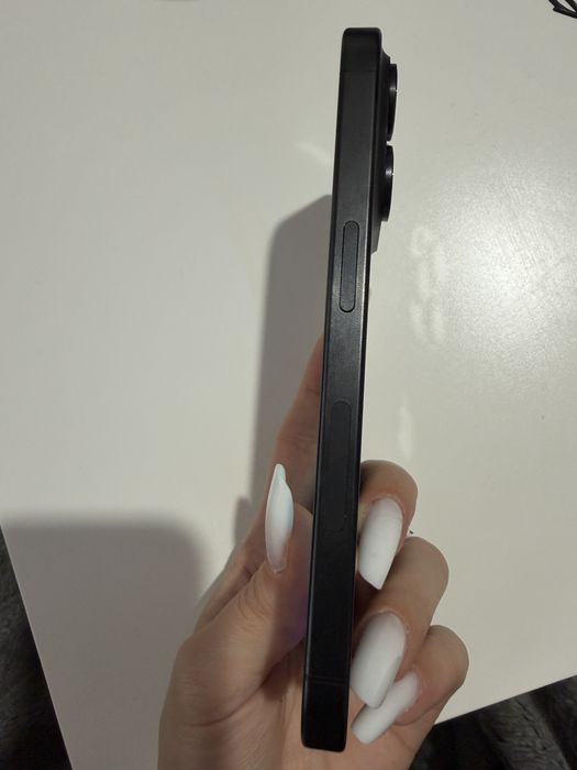 Iphone 15 Pro, 256GB, E-sim