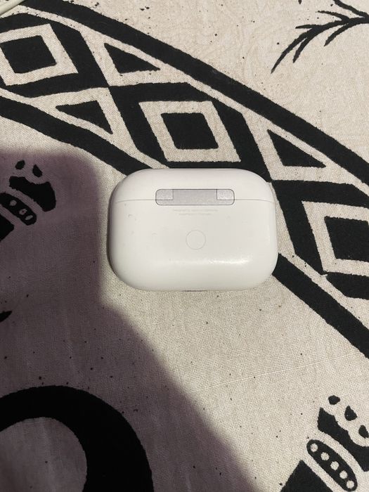 AirPods 3 pro Оригинален case