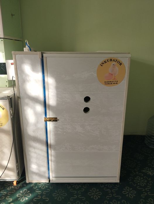 Инкватор сотилади 425 талик