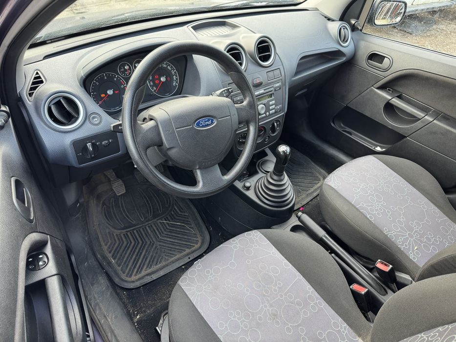 Ford Fiesta 1.4tdci 68hp 2005г На Части