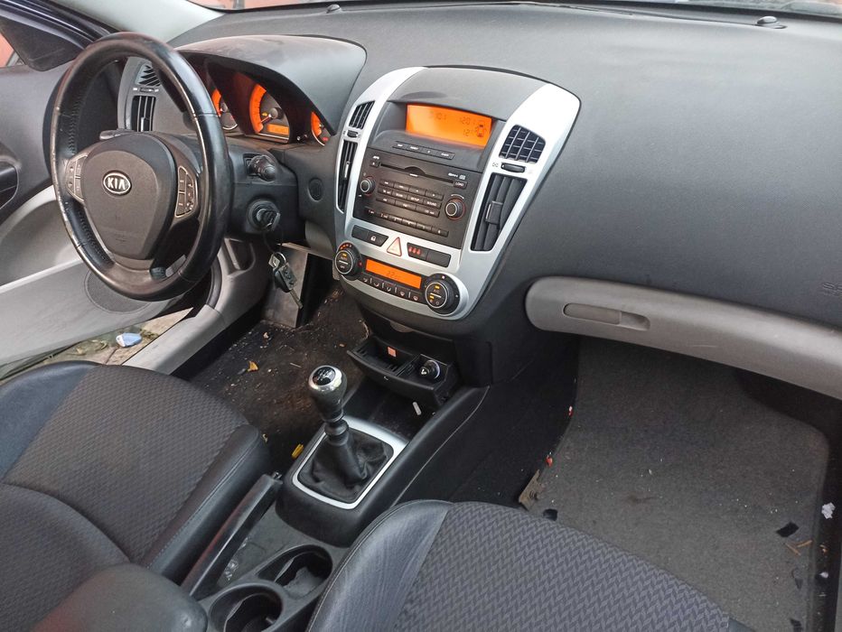 Kia Ceed 1,6 CRDI  /  Киа Сиид 2007г.  - на части