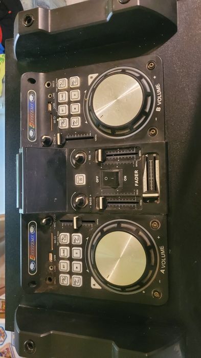 Boxa/system  Akai