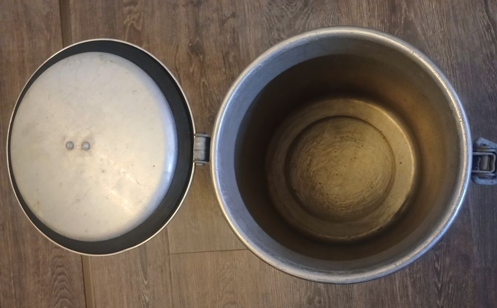 Продам флягу 20л