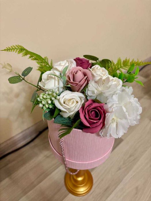 Cutii de flori, ideale ca si cadou (in diferite dimensiuni)