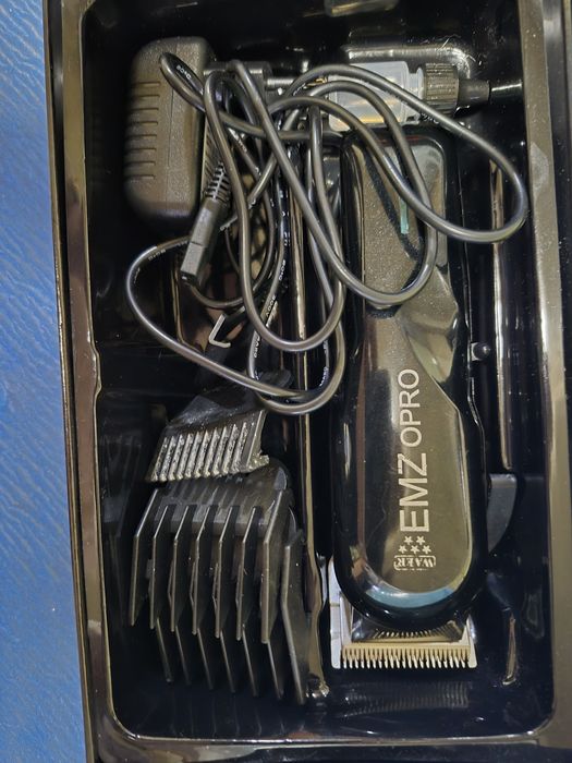 Продам м машинку для стрижкии для бритья