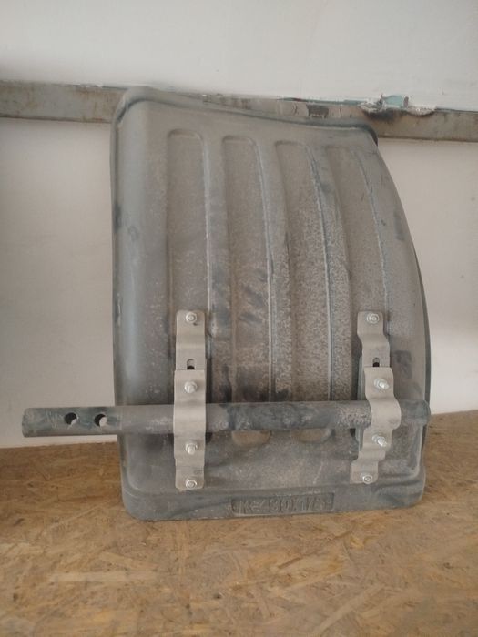 Продам комплект крыльев на прицеп