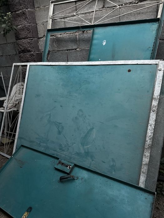 Ворота толстый металл