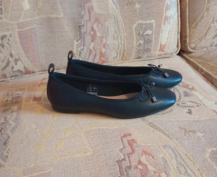 Vand opincuțe de dama