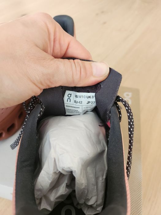 Дамски маратонки On running