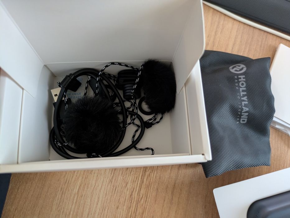 Петличный микрофон Hollyland Lark M2