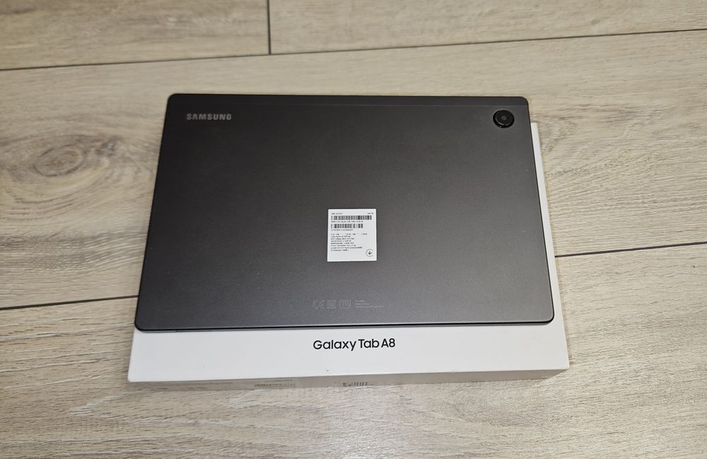 Продам планшет Samsung A8 SM-X205