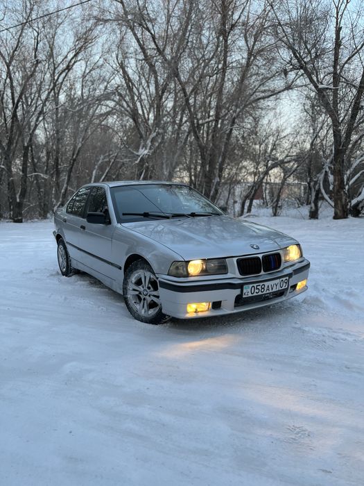 BMW E36 на активном ходу