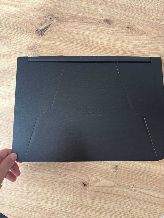 Acer Nitro 5 AN515-45 RTX 3060 / Ryzen 7 / 16GB / 144Hz