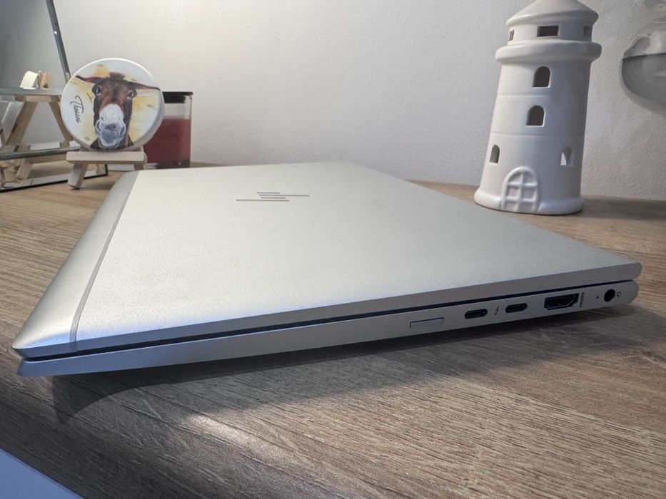 Laptop HP EliteBook 830 G7 8GB i5 10th 256GB Modul SIM 5G, Display FHD