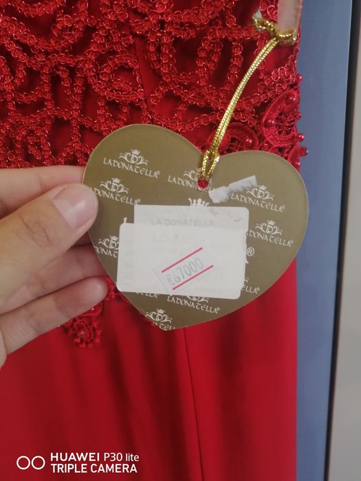 Вечернее платье нарядное