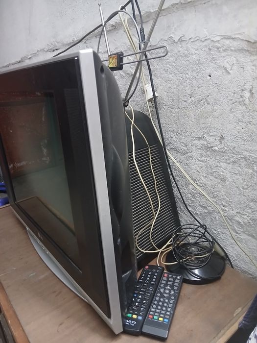 Здравствуйте! Продам цветной телевизор!