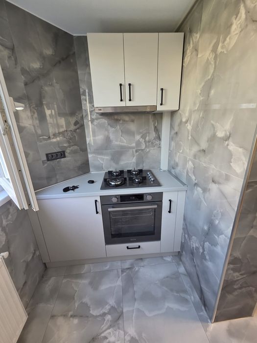 inchiriez apartament 2 camere