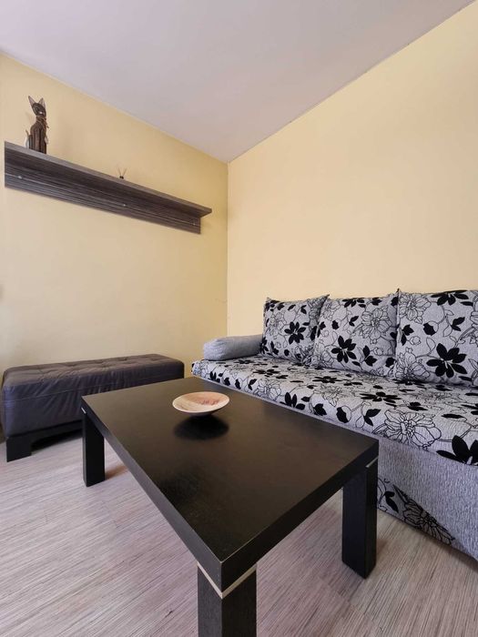 Дава се под наем Двустаен апартамент в Варна, Цветен квартал - 50 кв.м за 498.27 € - Снимка #10