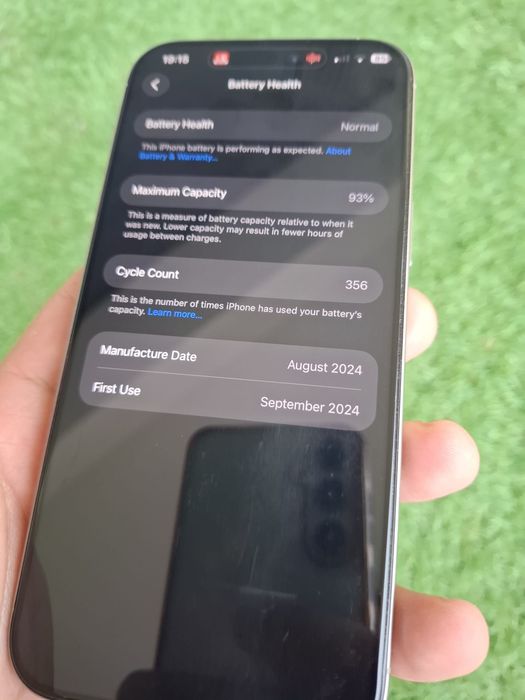 Vand/schimb Iphone 16 pro max 512 GB garantie ca nou