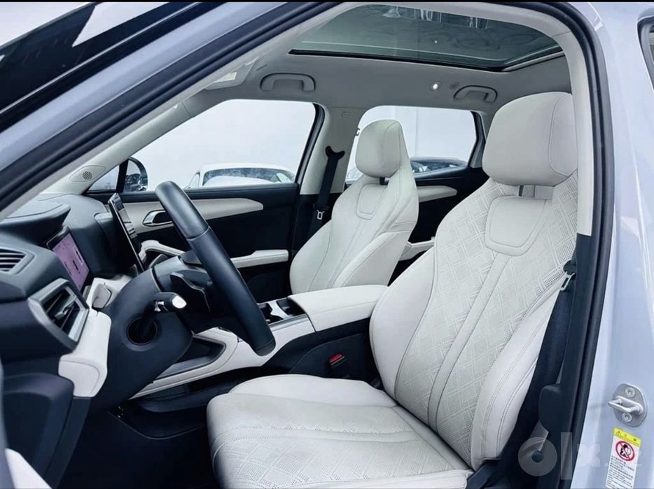 BYD Yuan UP EV очень хорошем комплектации