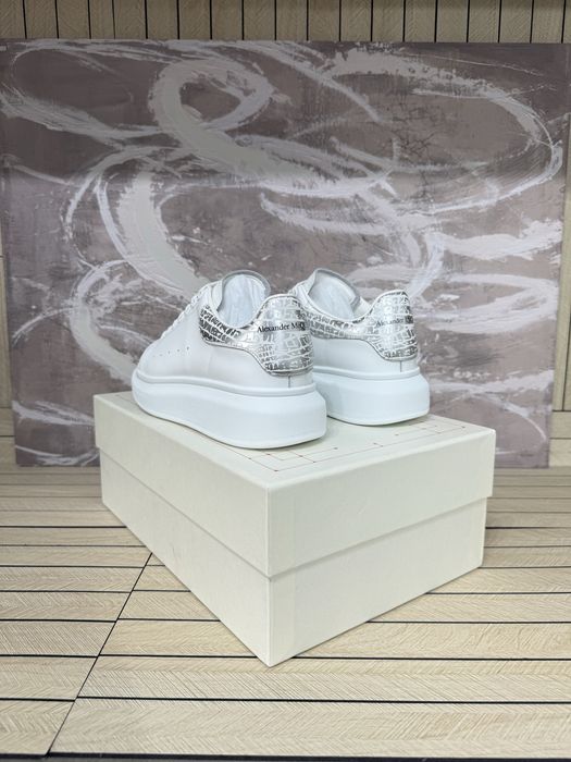 Alexander McQueen White Silver