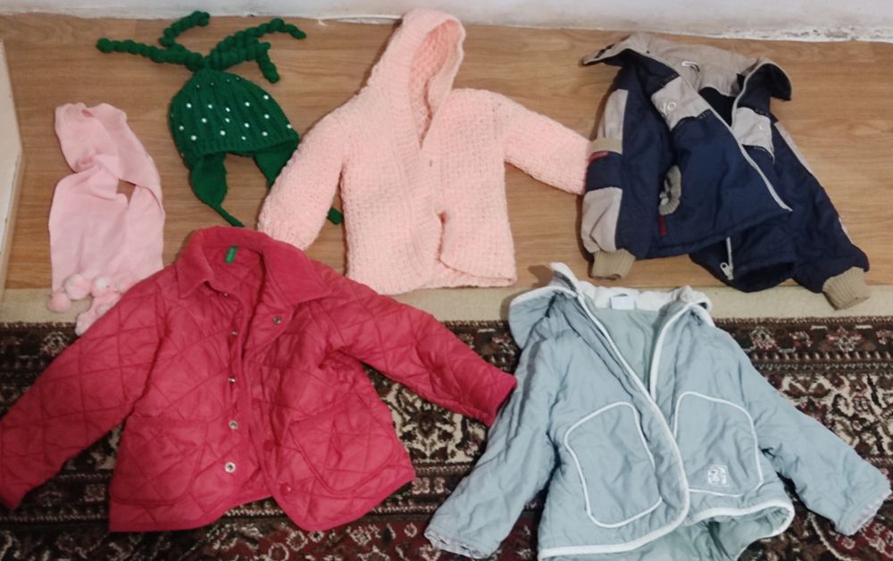 Отдам даром, детские вещи