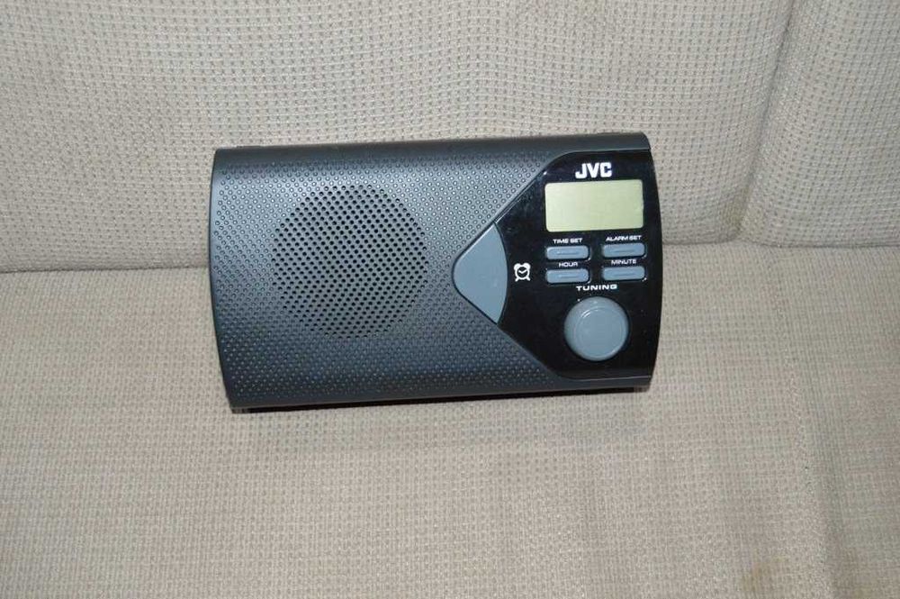 Aparat radio JVC RA-F18B clasic AM-FM nou